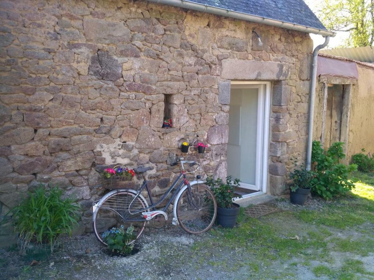 Gite Le Valet, T2 Classe 3 Etoiles, Entre Rennes Et Saint-Malo Villa La Chapelle-aux-Filzméens Exterior foto